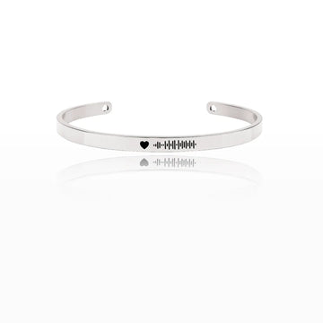 Bracciale in acciaio inox 6 mm colore argento,  retro inciso a laser con nome, data o frase. Regalo donna personalizzato per ogni occasione, compleanno, anniversario, San Valentino, Natale.
