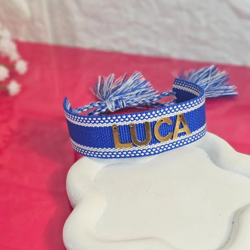 Bracciale in filo blu con bordi bianchi e nome in acciaio inox, regalo elegante e personalizzata per donna