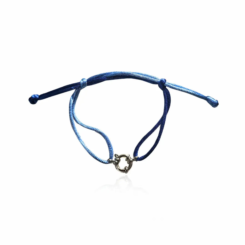 bracciale in filo colore blu e celeste con ciondolo fermaglio marinaio in acciaio inox colore argento. Regalo donna uomo pero ogni occasione.