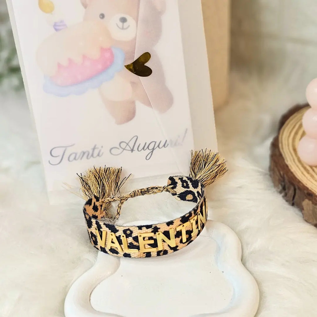 bracciale in filo stilo leopardato personalizzato con nome in acciaio inox , regalo elegante personalizzato per donna
