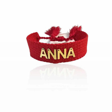 bracciale in filo colore rosso con nome in acciaio inox, regalo personalizzato
