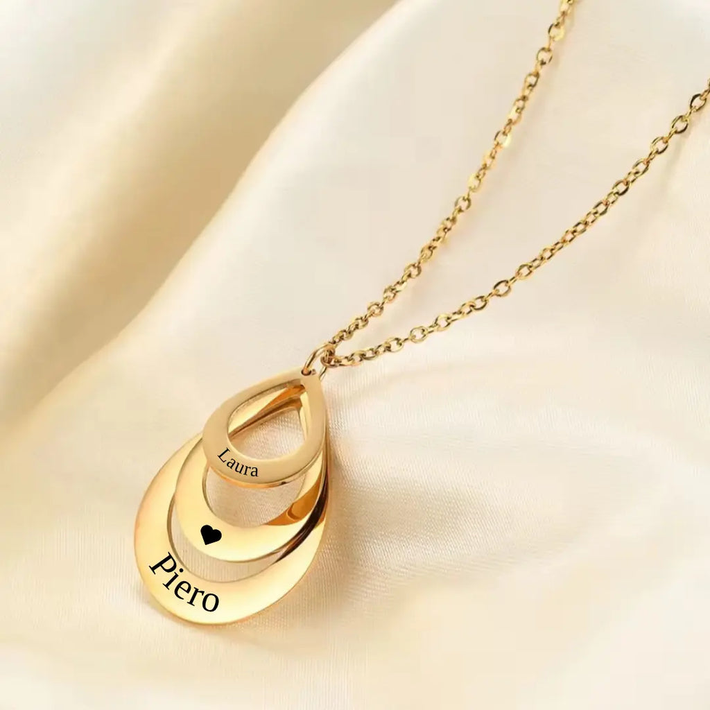 collana in acciaio inox colore oro stile goccia personalizzata con nome. Regalo personalizzato per donna per ogni occasione. Compleanno, Festa della Mamma, Anniversario, Natale. Regalo elegante.