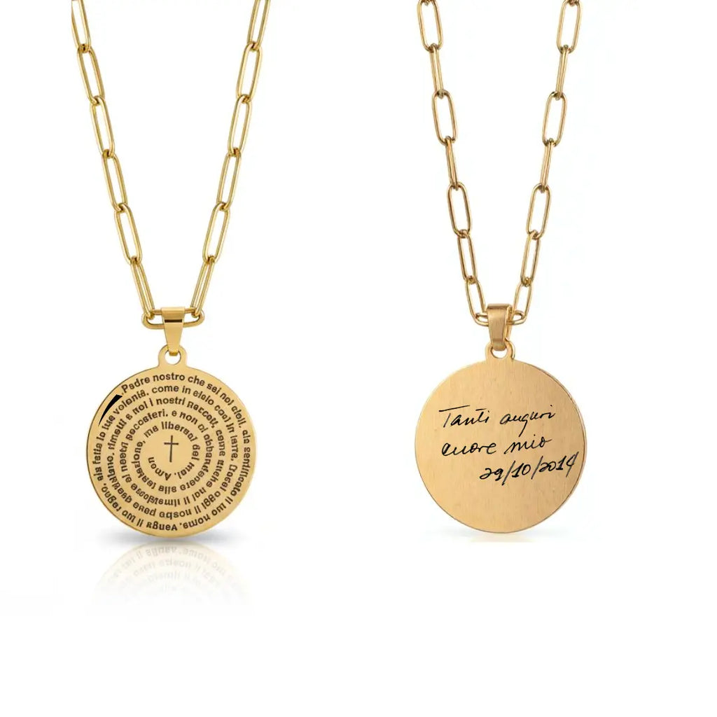 collana in acciaio inox color oro con preghiera Padre Nostro personalizzata con foto, dedica, foto incisa o dedica manoscritta. Regalo personalizzato unisex, elegante e per ogni occasione. Festa della Mamma, Festa del Papà, compleanno, anniversario, San Valentino, Natale.  Regalo  per persona speciale.