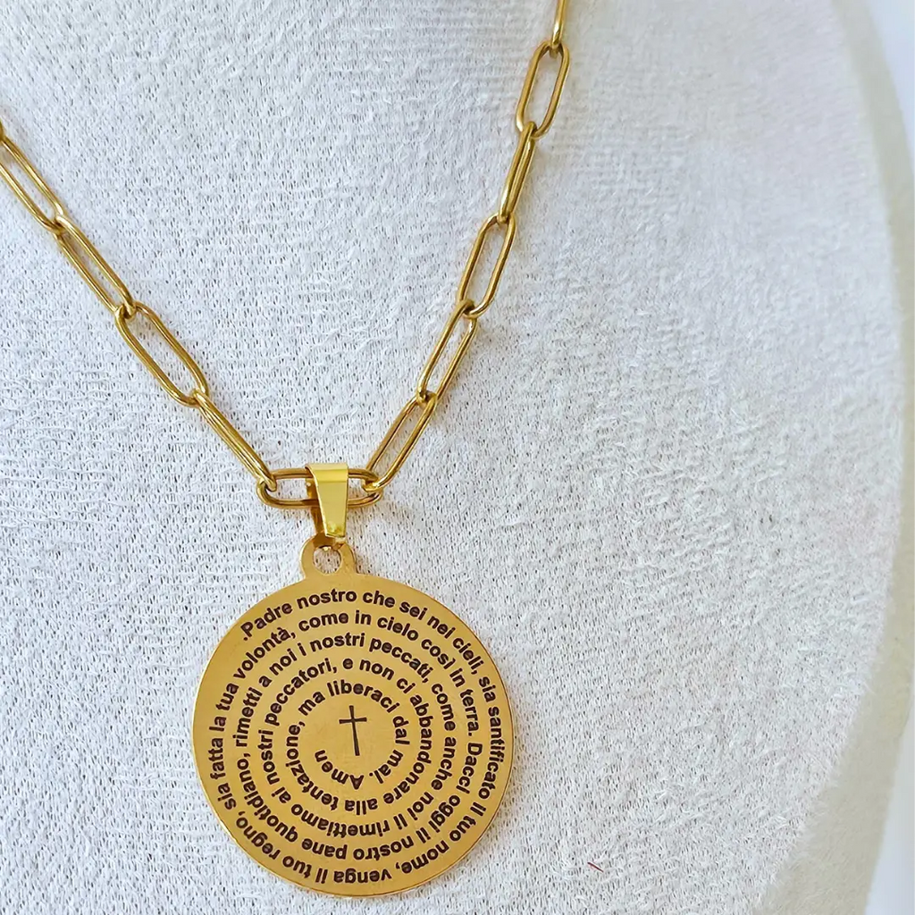 collana in acciaio inox color oro con preghiera Padre Nostro personalizzata con foto, dedica, foto incisa o dedica manoscritta. Regalo personalizzato unisex, elegante e per ogni occasione. Festa della Mamma, Festa del Papà, compleanno, anniversario, San Valentino, Natale. Per tutti giorni.
