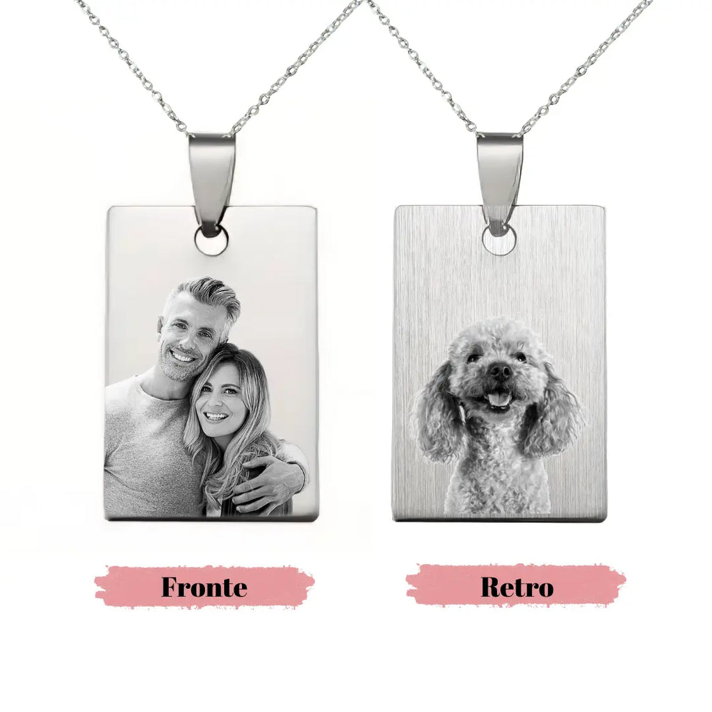 Collana semplice in acciaio inox colore argento personalizzata con foto e dedica stile foto. Regalo personalizzato per qualsiasi occasione, per ricordare a chi non c'è più, anniversario, compleanno, Festa della Mamma, Festa del Papà, San Valentino, Natale. Inciso su entrambi i lati. Regalo elegante.