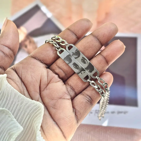 duo Bracciale stile cubano personalizzato con la foto dello sguardo e testo per il retro, regalo romantico ed originale. Regalo per San Valentino, anniversaio, matrimonio.
