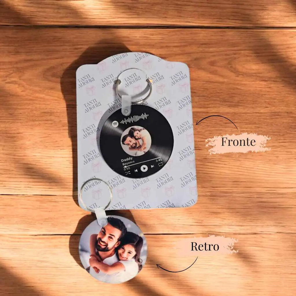 portachiavi personalizzato con foto e codice canzone spotify. regalo originale per compleanno, anniversario, san valentino, Natale, festa della Mamma e Festa del papà. Regalo unisex