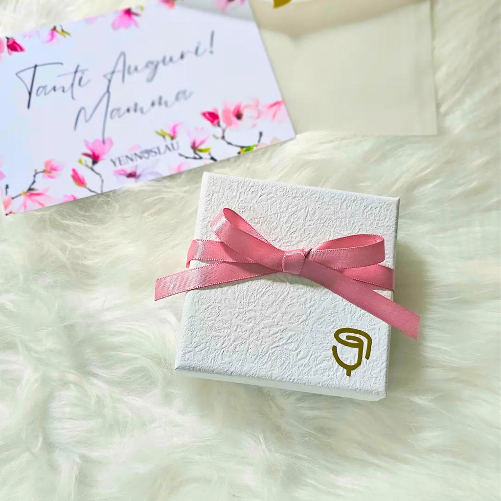 presentazione regalo per bracciale in accio inox inciso a mano, idea regalo ogni occasione per donna